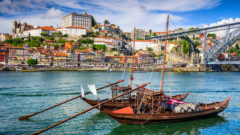 PORTUGAL-Porto-Portugal-Cityscape-000053135052_XXXLarge
